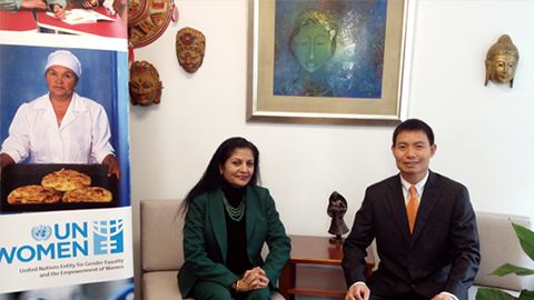 南非首位女性副总统 联合国会见冠军国际CMPCEO